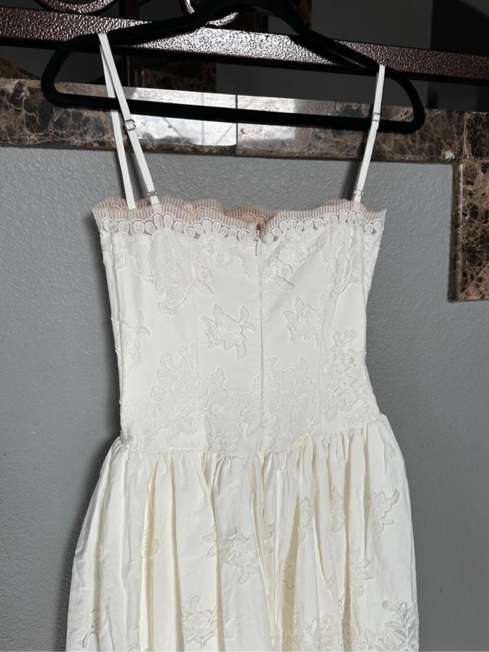 NWOT House of CB Chloe White Custom Lace + Cotton Midi Dress - Picture 4 of 5